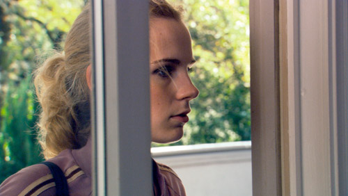 Teresa Hubbard/Alexander Birchler: House with Pool, 2004